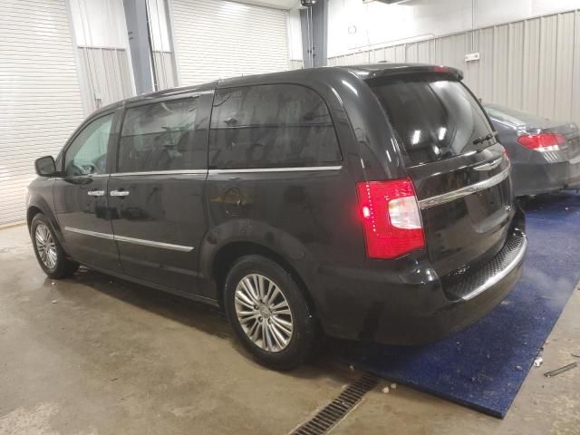 2014 Chrysler Town & Country Touring L