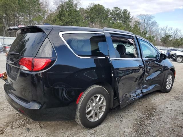 2024 Chrysler Voyager LX