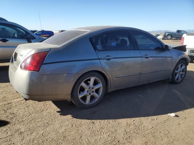 2004 Nissan Maxima SE