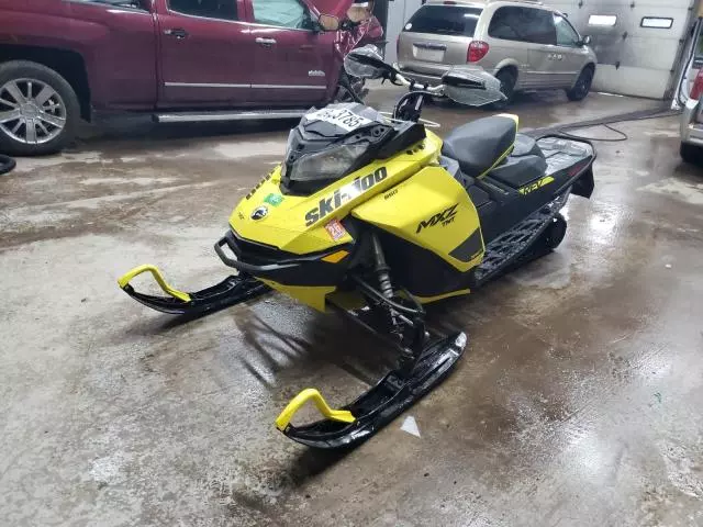 2020 Skidoo 2020 Skidoo MX Z TNT