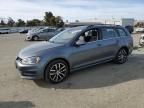 2016 Volkswagen Golf Sportwagen S