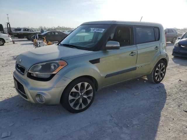 2013 KIA Soul +