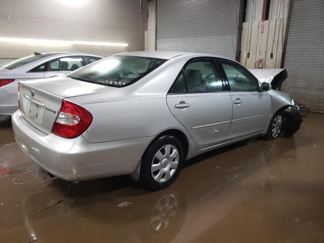 2004 Toyota Camry LE