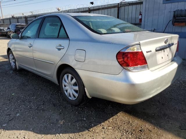 2005 Toyota Camry LE