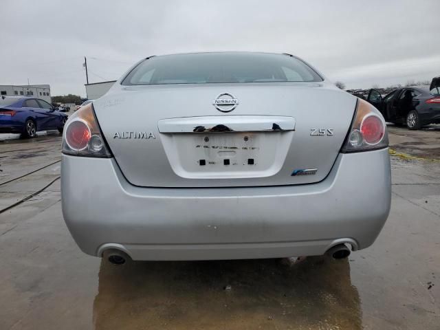 2010 Nissan Altima Base