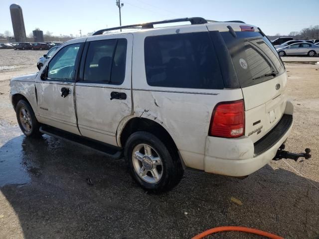 2004 Ford Explorer XLT