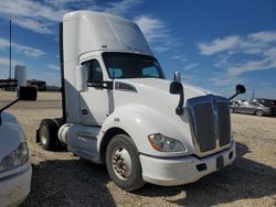 Salvage trucks for sale at Temple, TX auction: 2015 Kenworth Construction T680