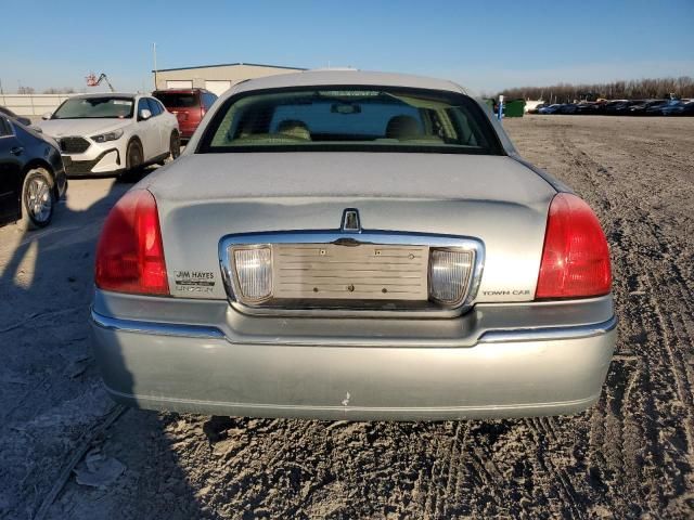 2009 Lincoln Town Car Signature