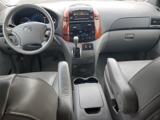 2006 Toyota Sienna XLE