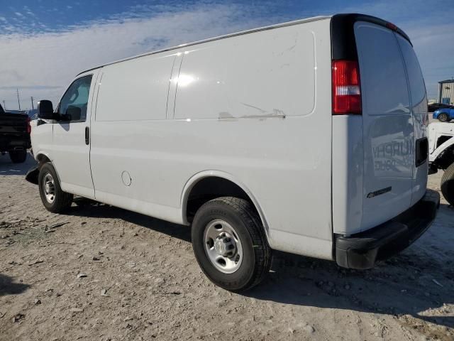 2021 Chevrolet Express G2500