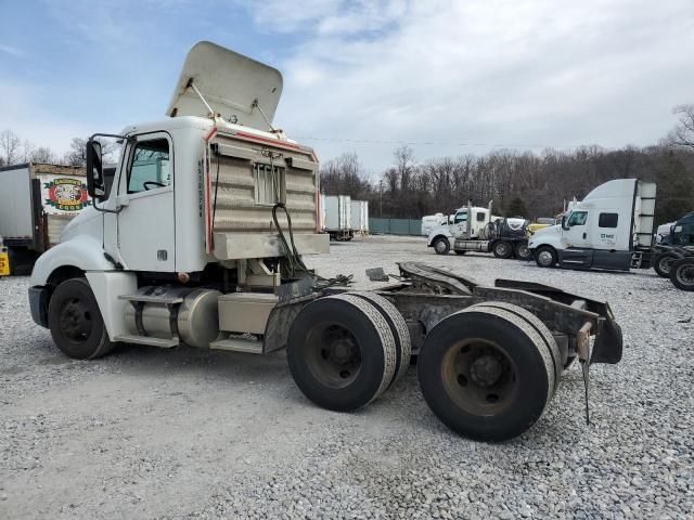 2015 Freightliner Columbia 120 Semi Truck