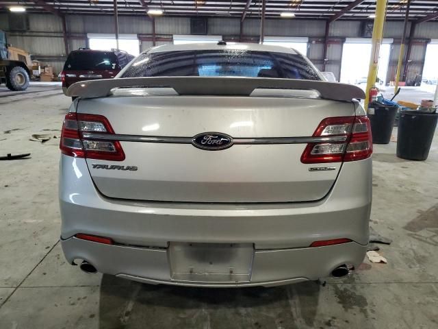 2013 Ford Taurus SE