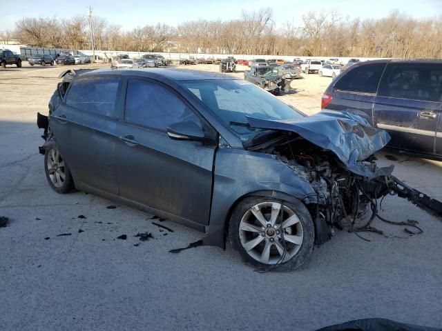 2013 Hyundai Accent GLS