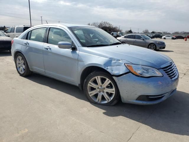 2013 Chrysler 200 Touring