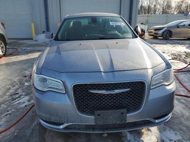 2015 Chrysler 300 Limited