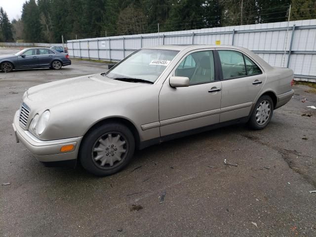 1999 Mercedes-Benz E 320 4matic