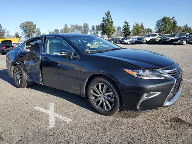 2016 Lexus ES 300H