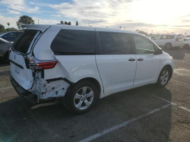 2015 Toyota Sienna