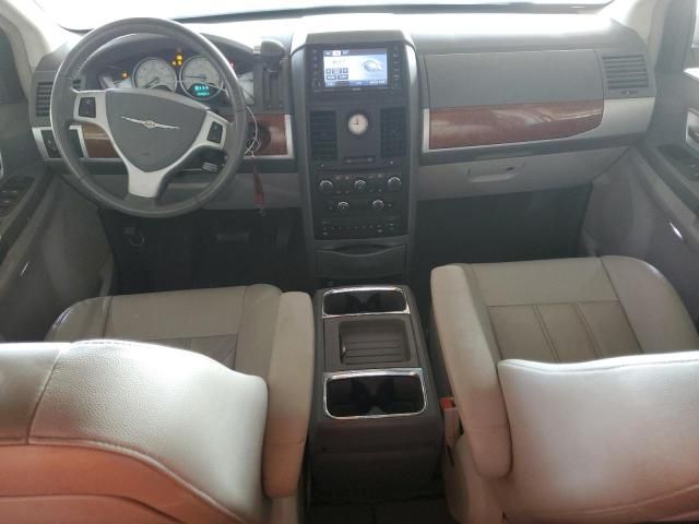 2008 Chrysler Town & Country Touring