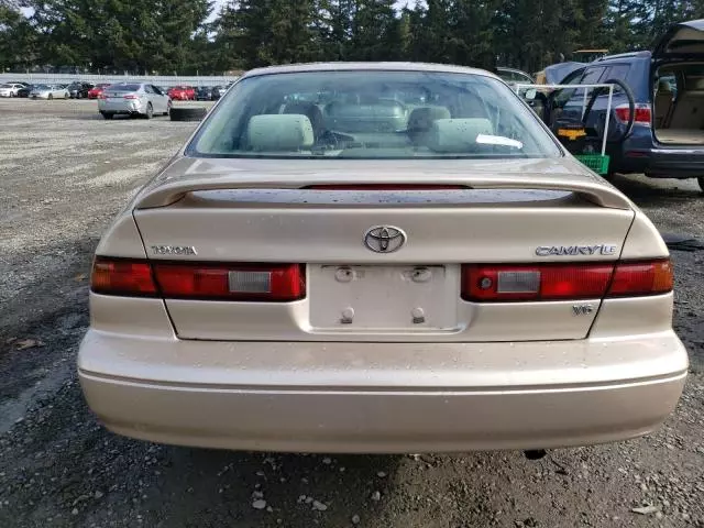 1999 Toyota Camry LE