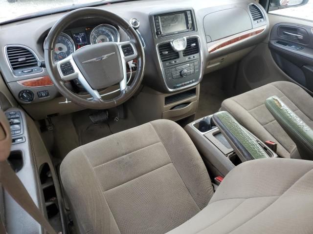 2012 Chrysler Town & Country Touring