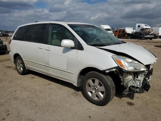 2005 Toyota Sienna XLE