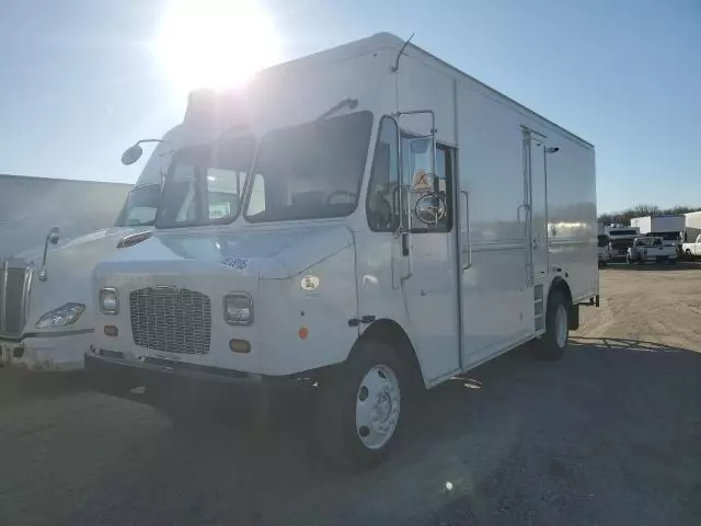 2017 Freightliner Chassis M Line WALK-IN Van