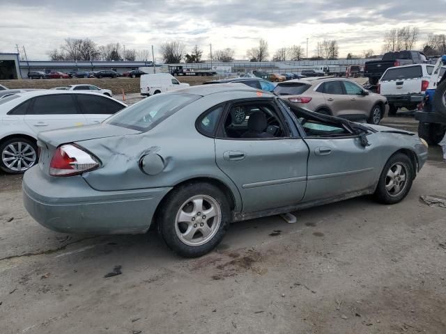 2005 Ford Taurus SE