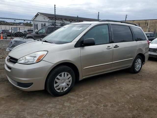 2005 Toyota Sienna CE