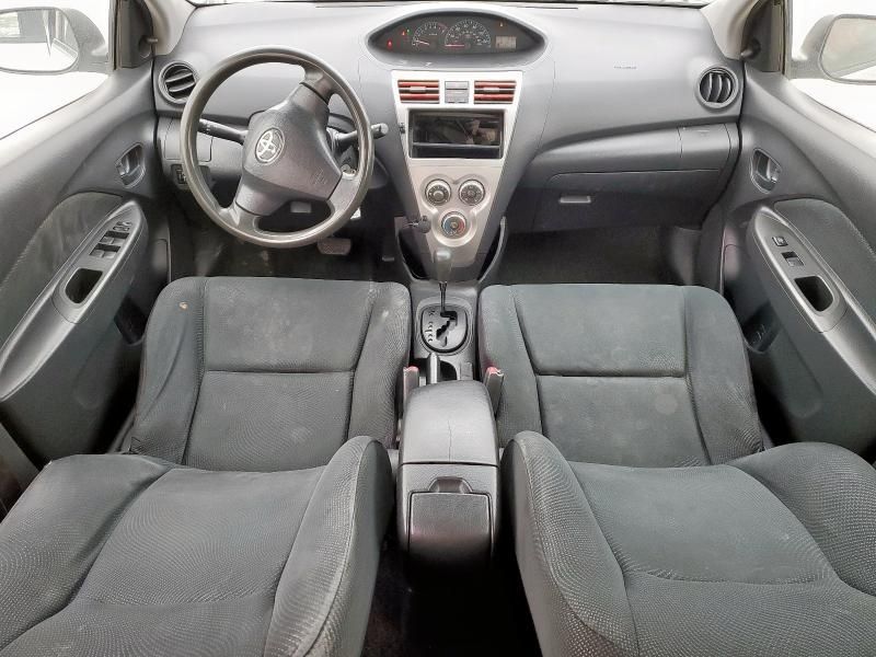 2009 Toyota Yaris