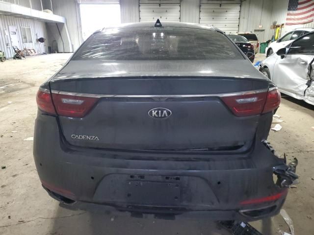 2019 KIA Cadenza Premium