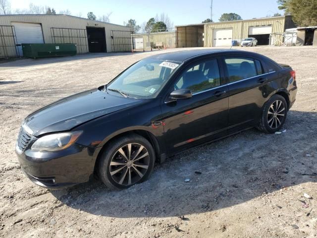 2013 Chrysler 200 Touring