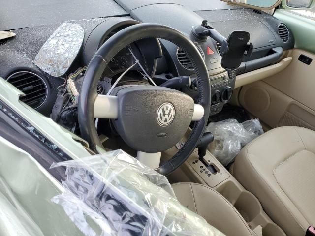 2009 Volkswagen New Beetle S