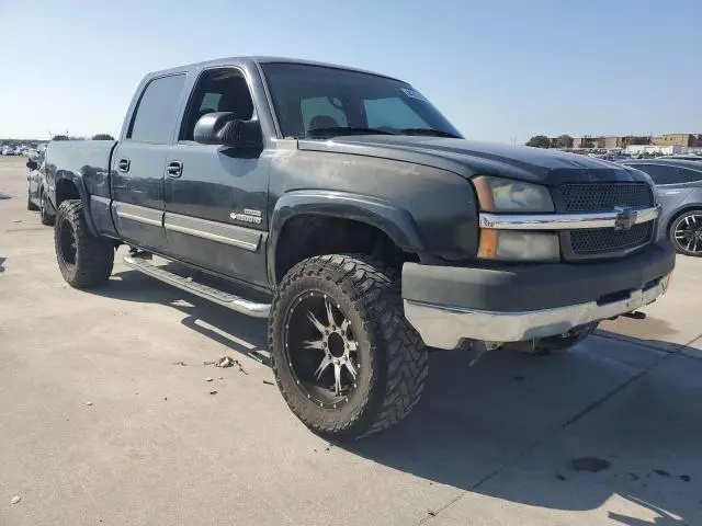 2004 Chevrolet Silverado C2500 Heavy Duty