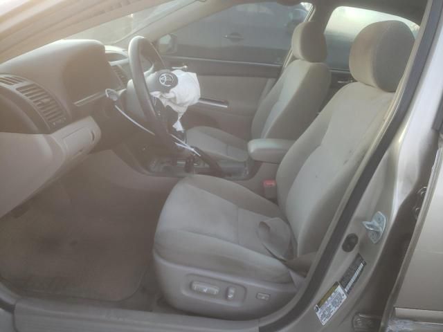 2005 Toyota Camry LE