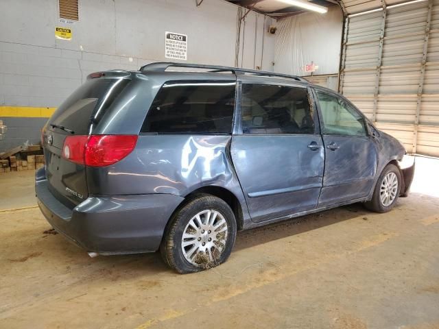 2008 Toyota Sienna XLE