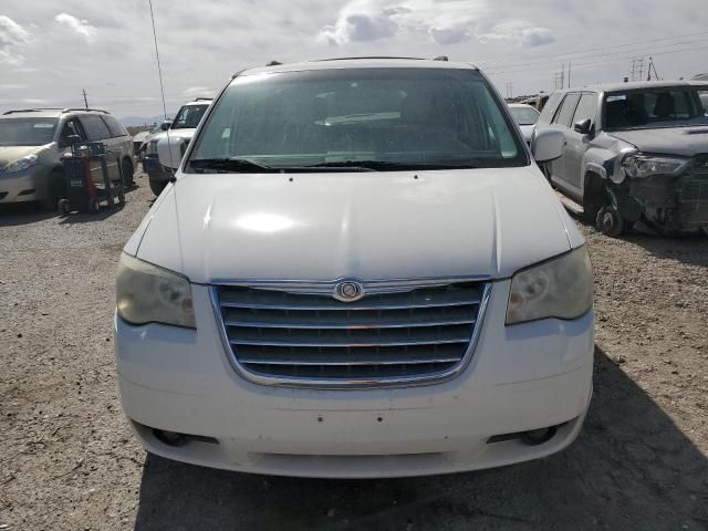 2009 Chrysler Town & Country Touring