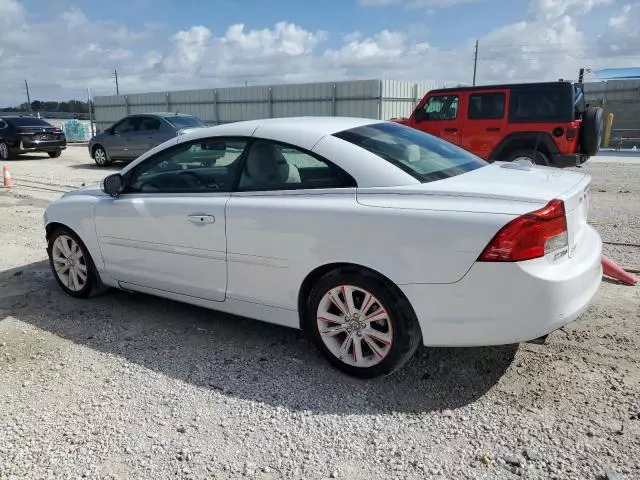 2011 Volvo C70 T5