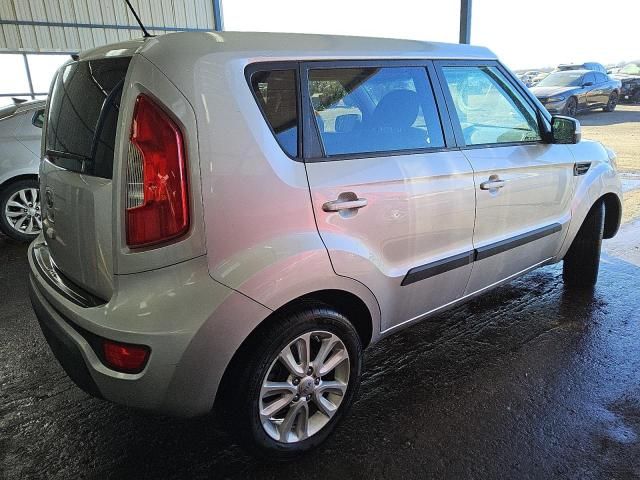 2012 KIA Soul +