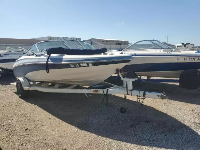 1999 Tracker Boat