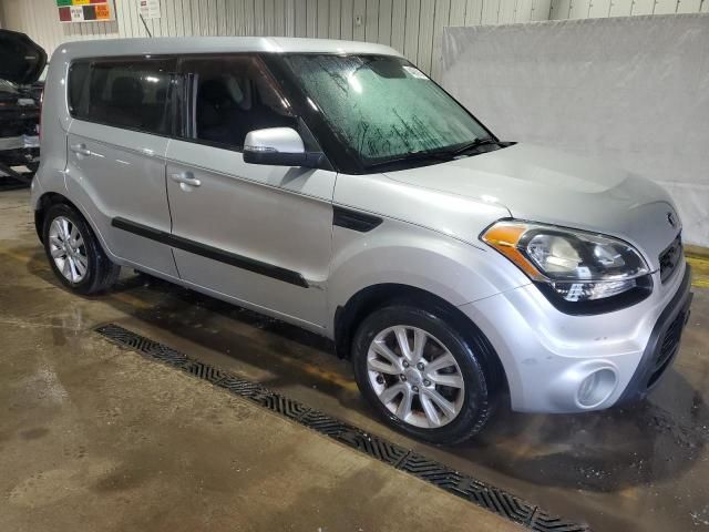 2013 KIA Soul +