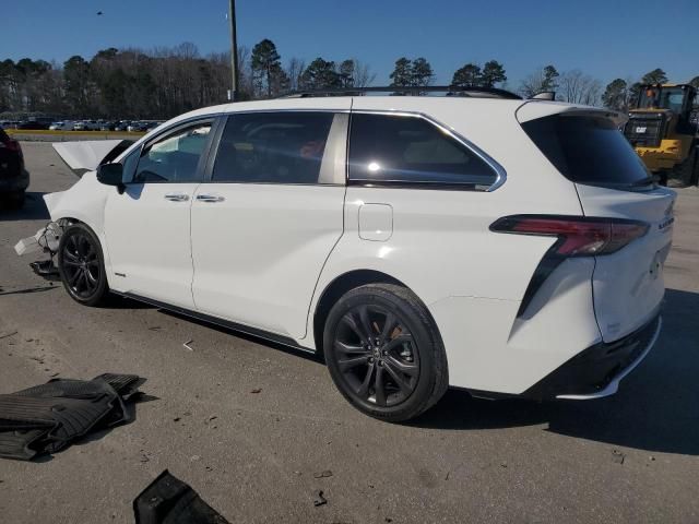 2021 Toyota Sienna XSE