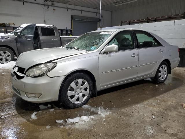 2005 Toyota Camry LE