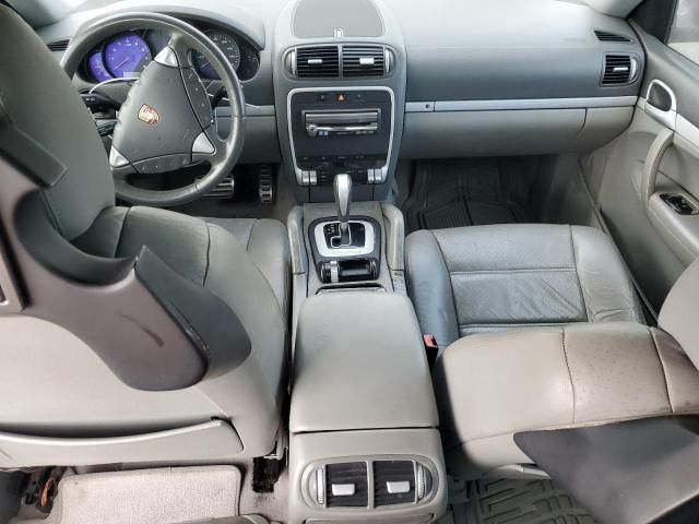 2004 Porsche Cayenne