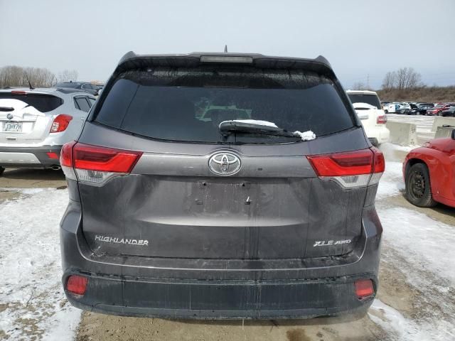 2018 Toyota Highlander SE