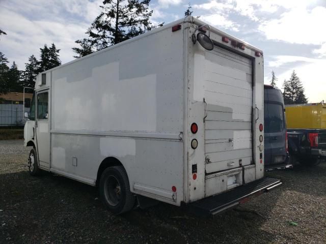 2001 Freightliner Chassis M Line WALK-IN Van