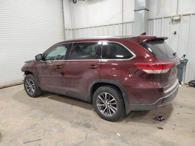 2019 Toyota Highlander SE