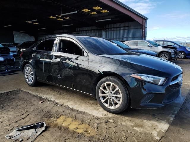 2019 Mercedes-Benz A 220