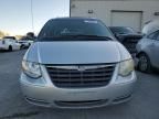 2005 Chrysler Town & Country LX