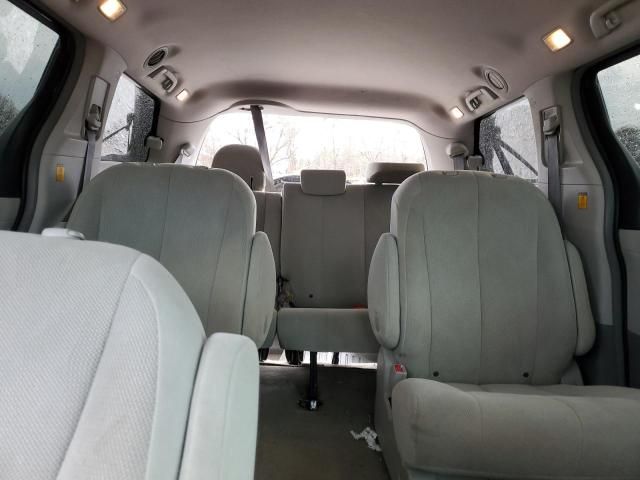 2011 Toyota Sienna Base